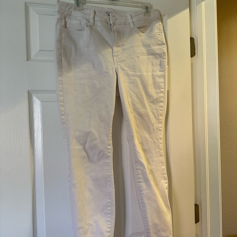 9 west winter white jeans